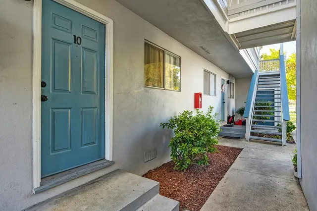 a view of an entryway