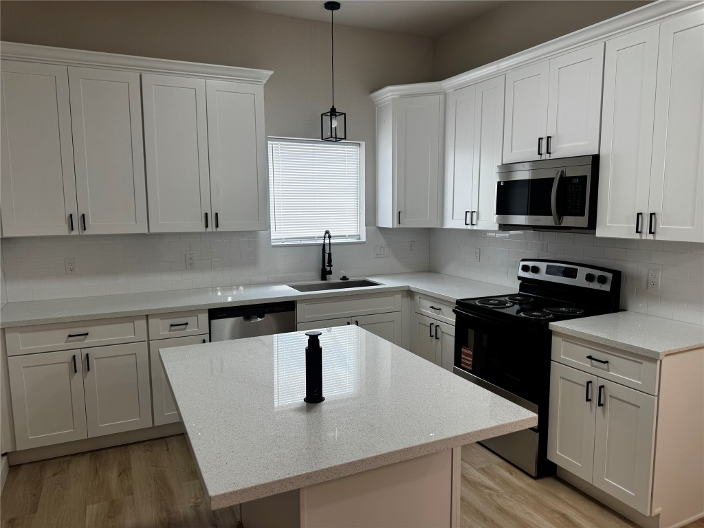 9713 Cargil Houston, TX 77029 - Photo 5 of 16