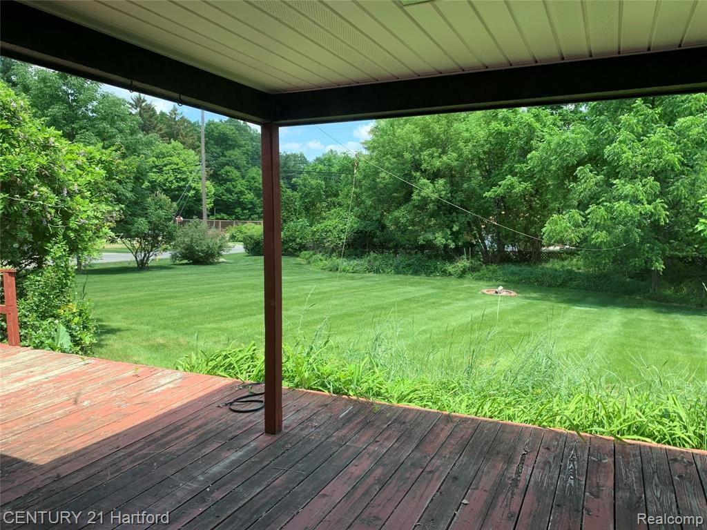 26466 Springland Street Farmington, MI 48334 - Photo 6 of 51