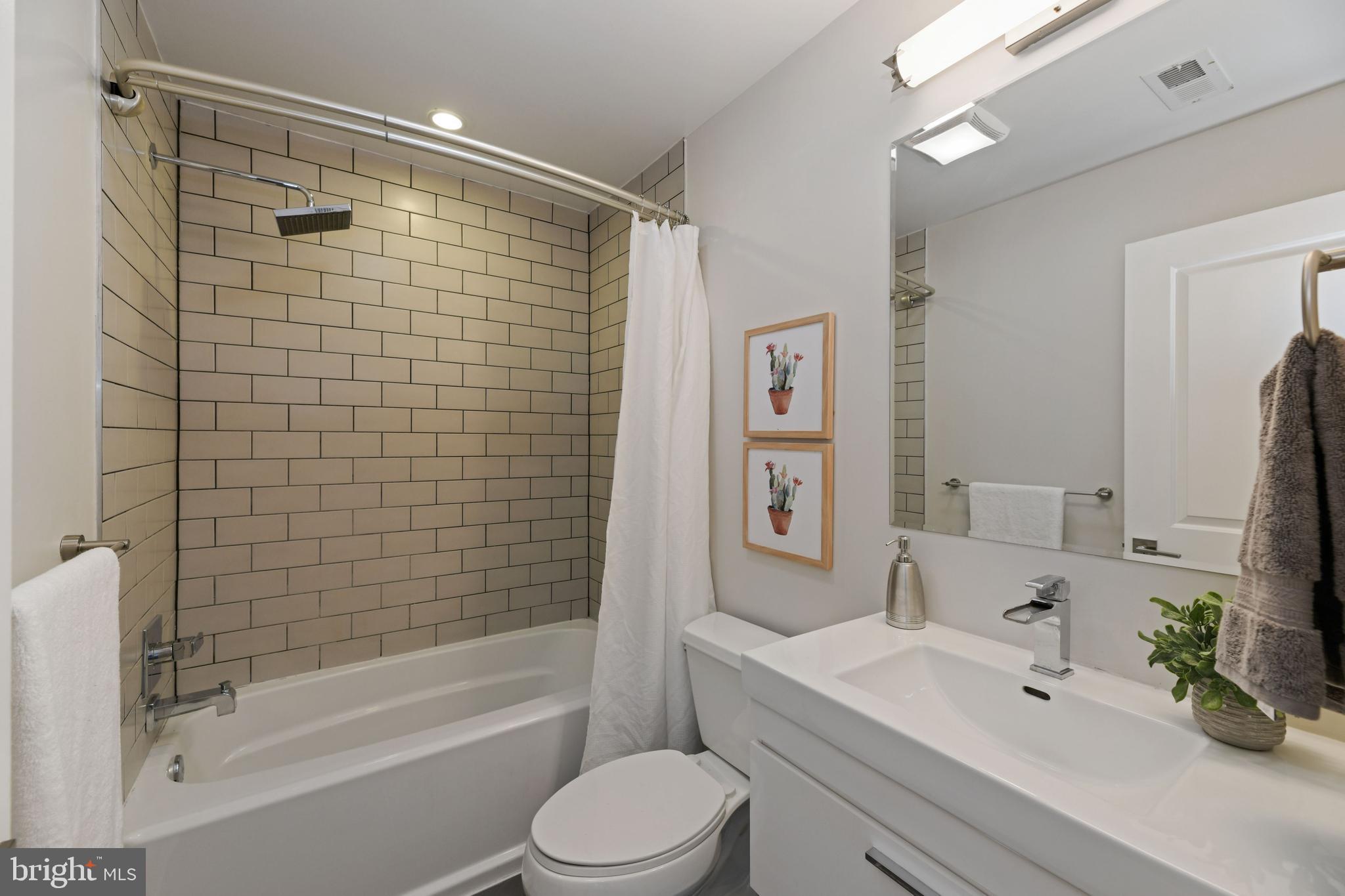 340 Adams Street Northeast, Unit 404 Washington, DC 20002 - Photo 19 of 33