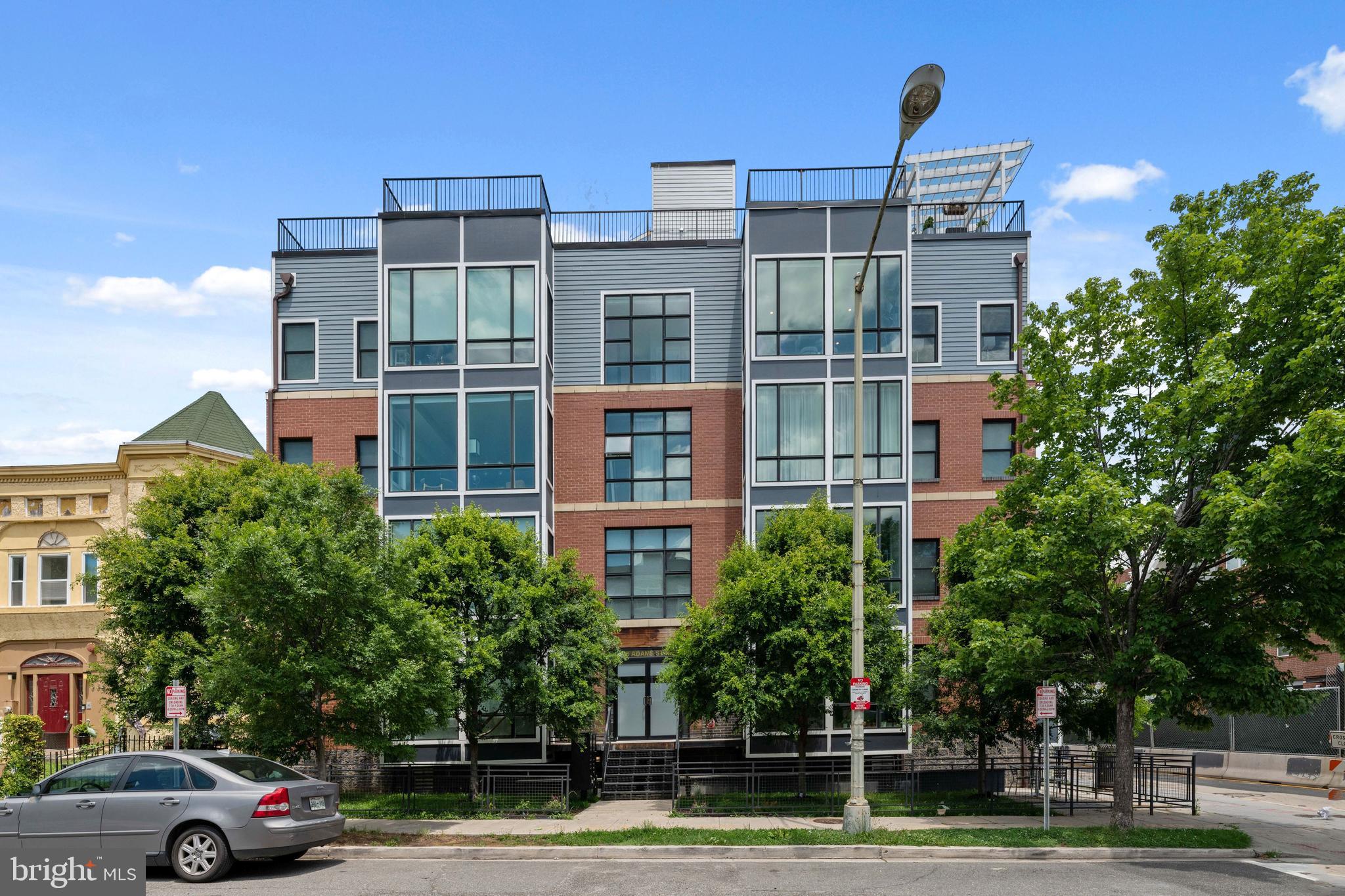 340 Adams Street Northeast, Unit 404 Washington, DC 20002 - Photo 30 of 33