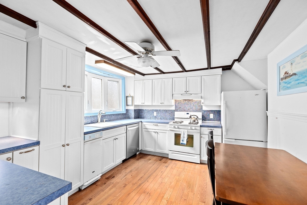 23 Foam Road Scituate, MA 02066 - Photo 2 of 24