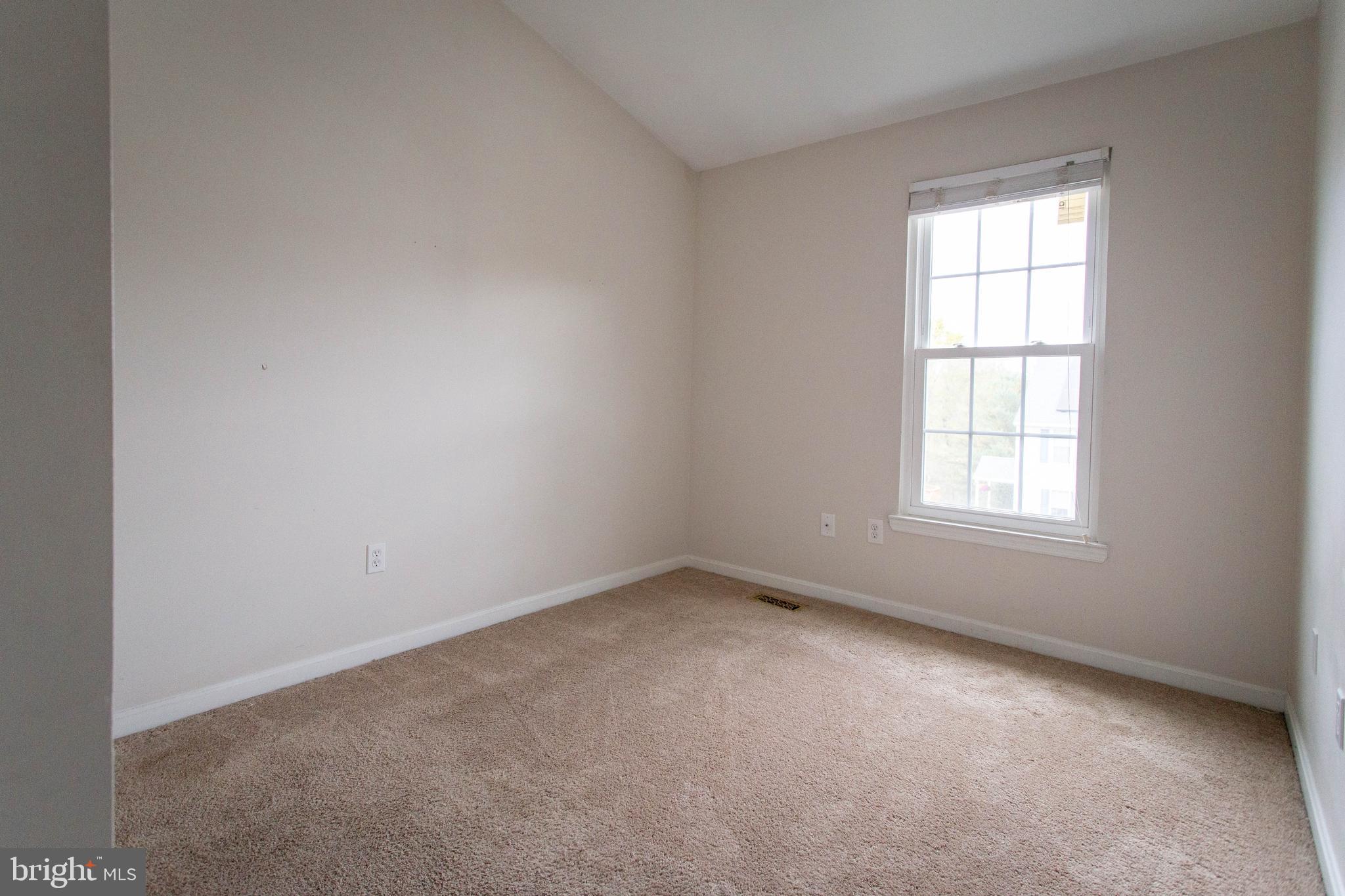 2427 Quilting Bee Road Baltimore, MD 21228 - Photo 15 of 26 Bedroom 2