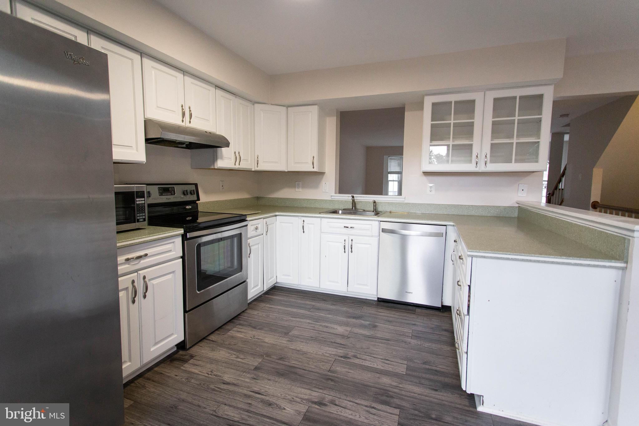2427 Quilting Bee Road Baltimore, MD 21228 - Photo 6 of 26 Kitchen