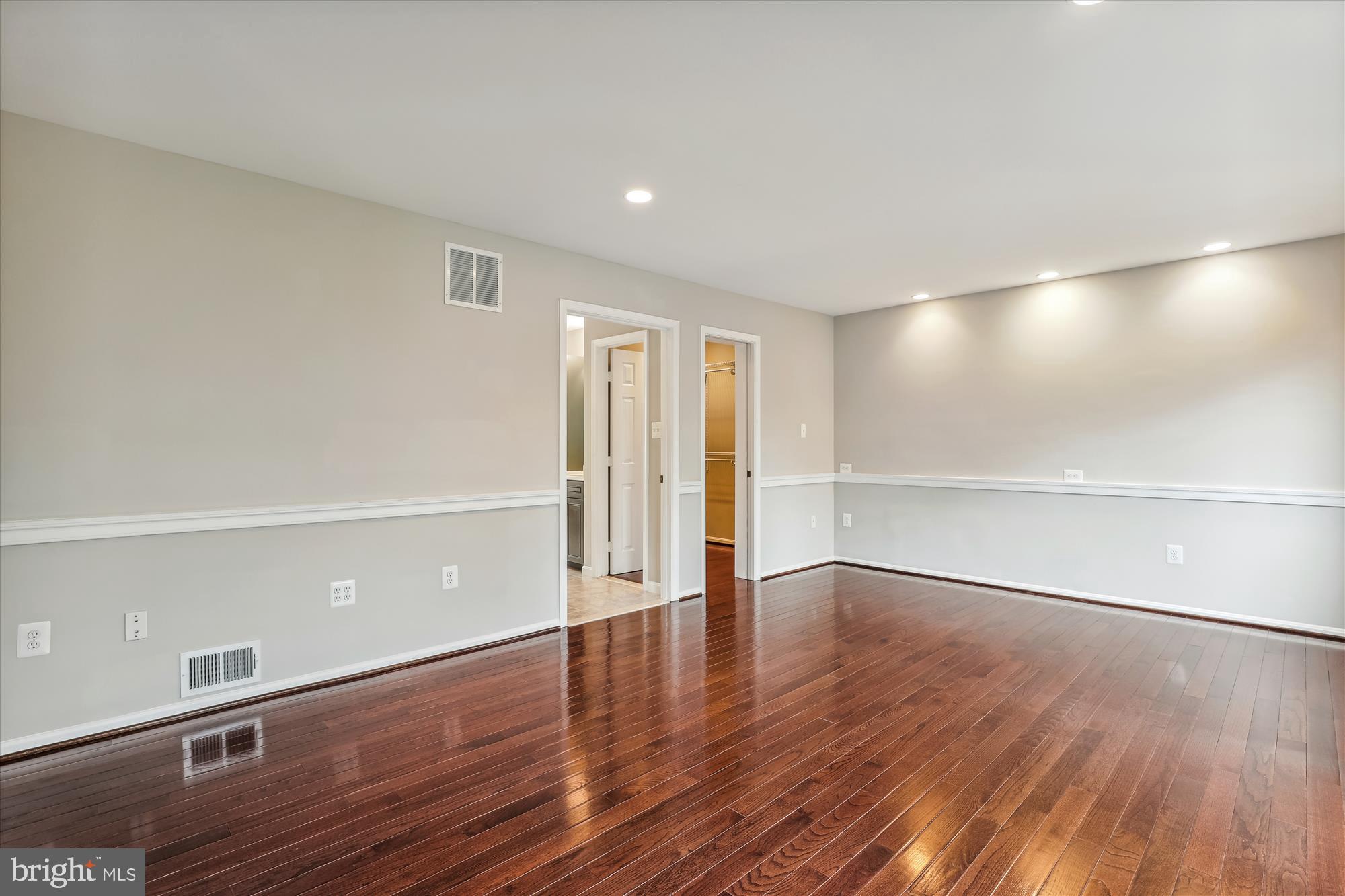 10703 Midsummer Drive Reston, VA 20191 - Photo 12 of 90 Gallery Image 12