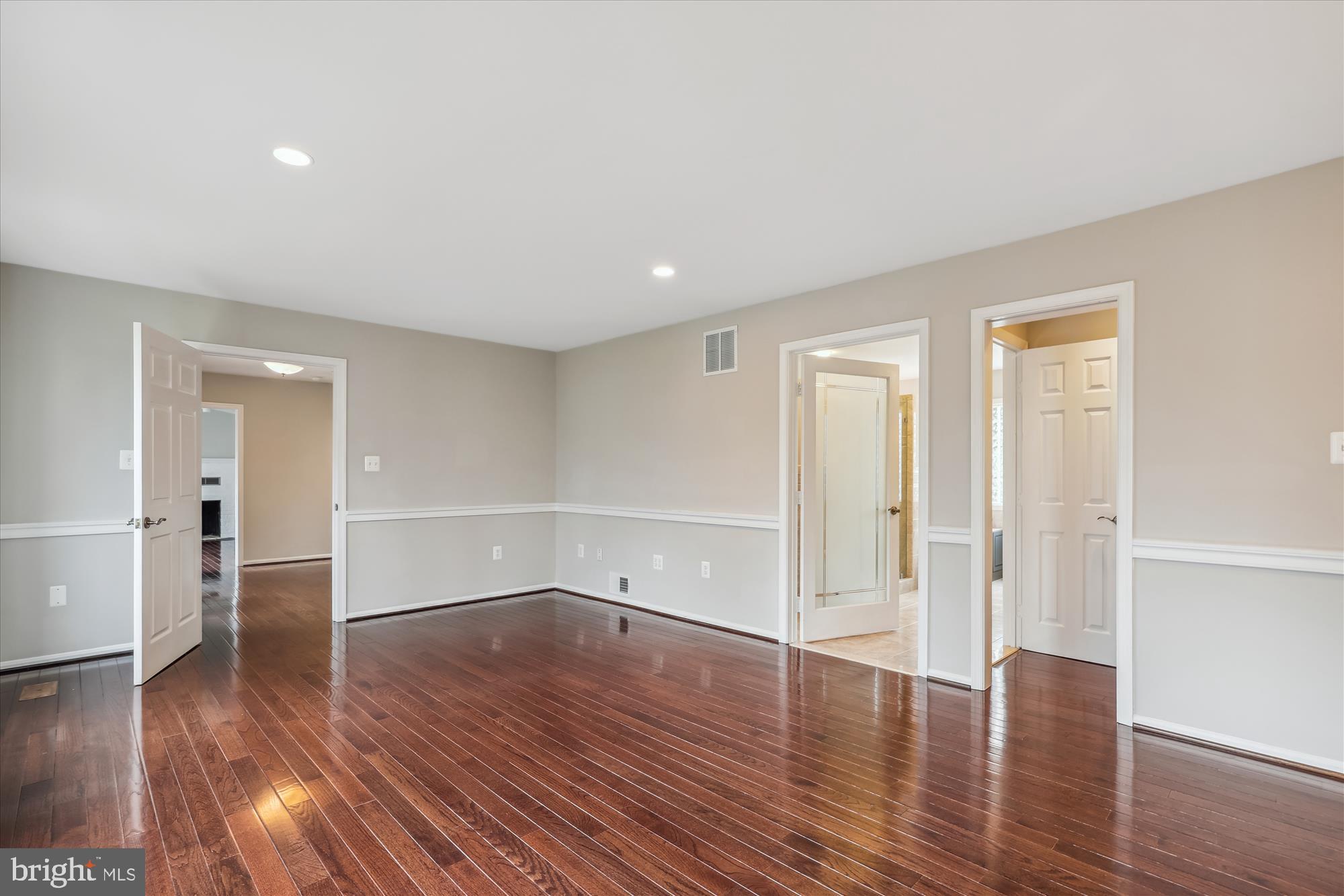10703 Midsummer Drive Reston, VA 20191 - Photo 14 of 90 Gallery Image 14