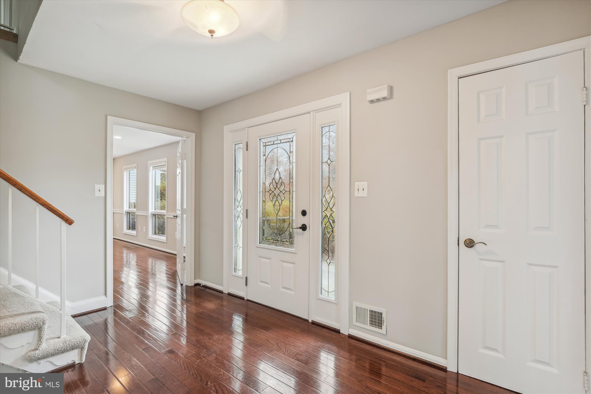 10703 Midsummer Drive Reston, VA 20191 - Photo 6 of 90 Gallery Image 6
