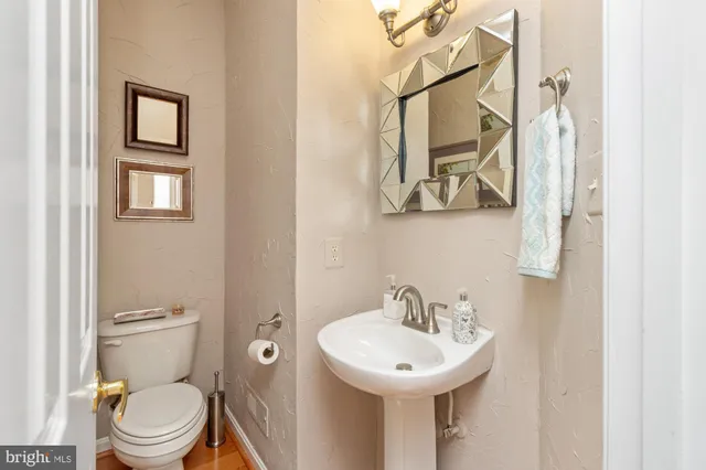 $450,000 | 8806 Howard Forest Lane, Unit 8806, Pikesville, MD 21208