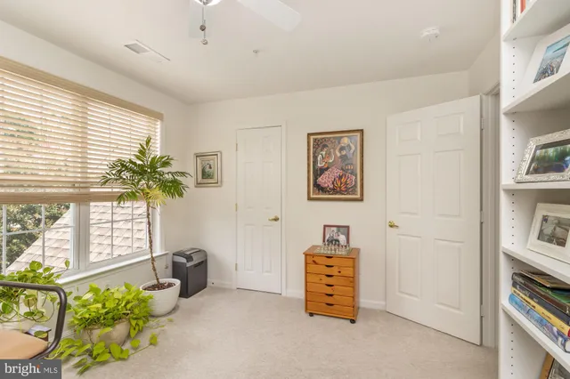 $450,000 | 8806 Howard Forest Lane, Unit 8806, Pikesville, MD 21208