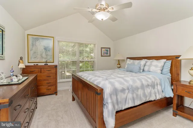 $450,000 | 8806 Howard Forest Lane, Unit 8806, Pikesville, MD 21208