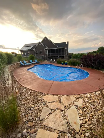 $1,195,000 | 4589 Franklin Pike Southeast, Floyd, VA 24091