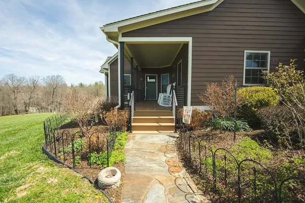 $1,195,000 | 4589 Franklin Pike Southeast, Floyd, VA 24091