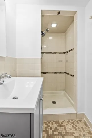 a bathroom with a bath tub