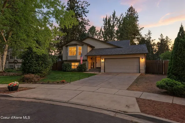 $690,000 | 102 Riverwood Court, Post Falls, ID 83854