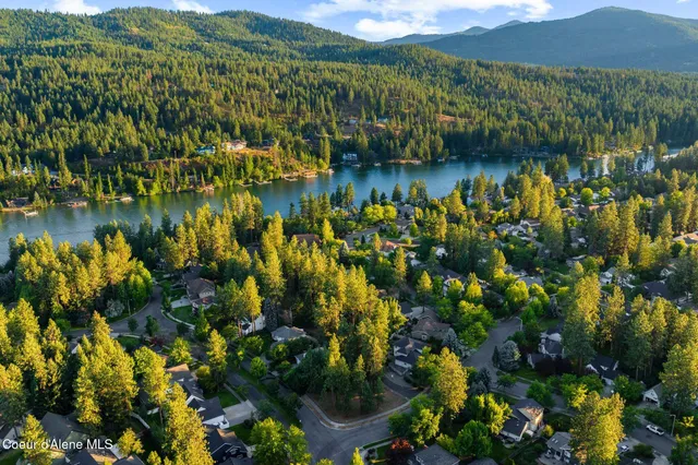 $690,000 | 102 Riverwood Court, Post Falls, ID 83854