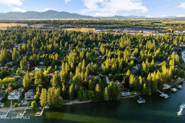 $690,000 | 102 Riverwood Court, Post Falls, ID 83854