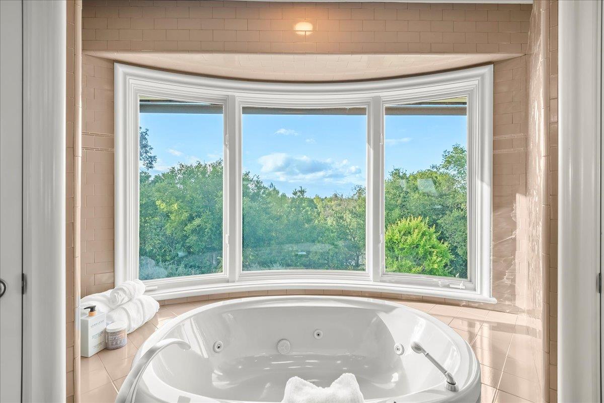 14467 Sobey Road Saratoga, CA 95070 - Photo 26 of 61 a bath tub sitting in front of a window