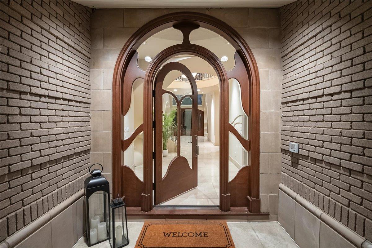 14467 Sobey Road Saratoga, CA 95070 - Photo 5 of 61