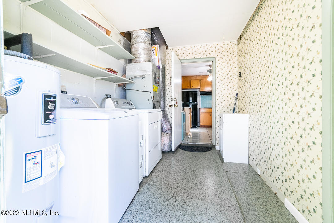 4064 Rogero Road Jacksonville, FL 32277 - Photo 17 of 27 Laundry Room