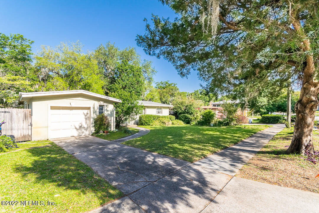 4064 Rogero Road Jacksonville, FL 32277 - Photo 2 of 27 Front2