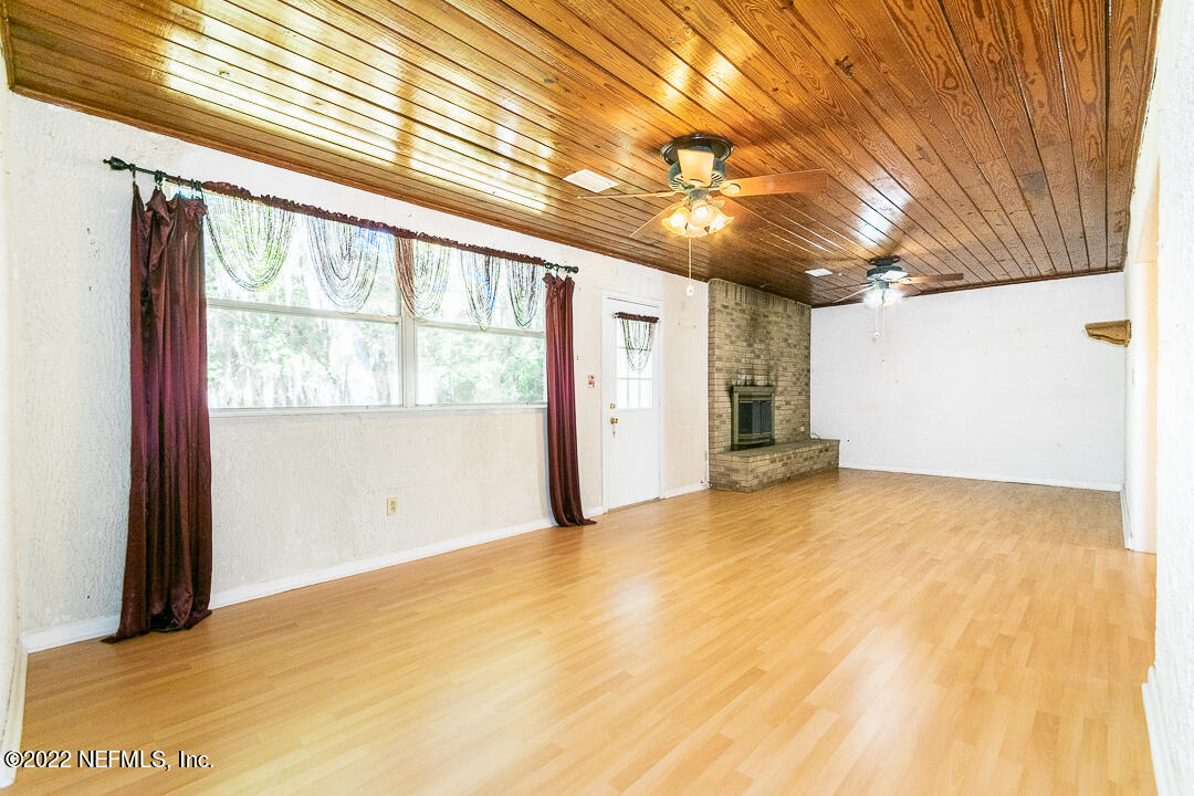 4064 Rogero Road Jacksonville, FL 32277 - Photo 7 of 27 Den