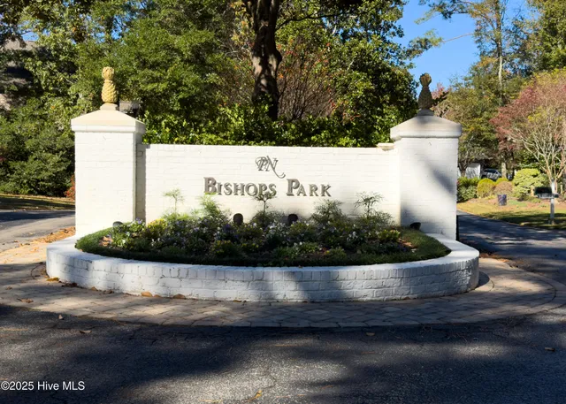 $1,099,000 | 8803 Sawmill Creek Lane, Wilmington, NC 28411