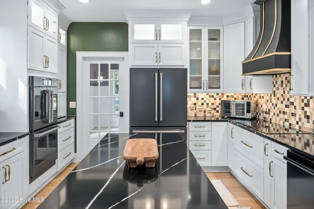 $1,099,000 | 8803 Sawmill Creek Lane, Wilmington, NC 28411