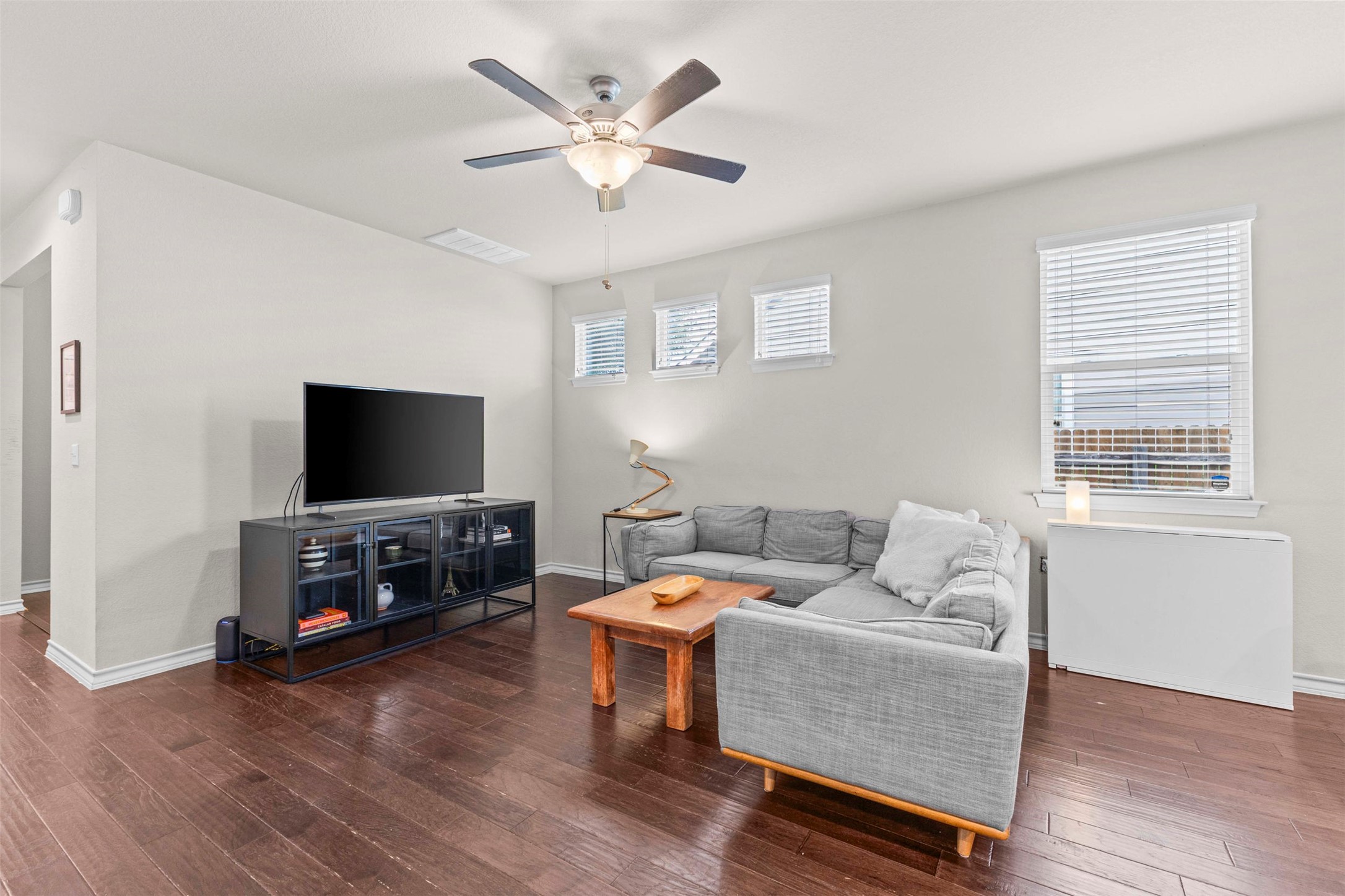 11704 Prado Ranch Boulevard Austin, TX 78725 - Photo 8 of 29