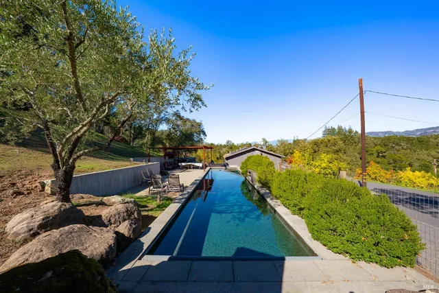 $1,850,000 | 5100 West Soda Rock Lane, Healdsburg, CA 95448