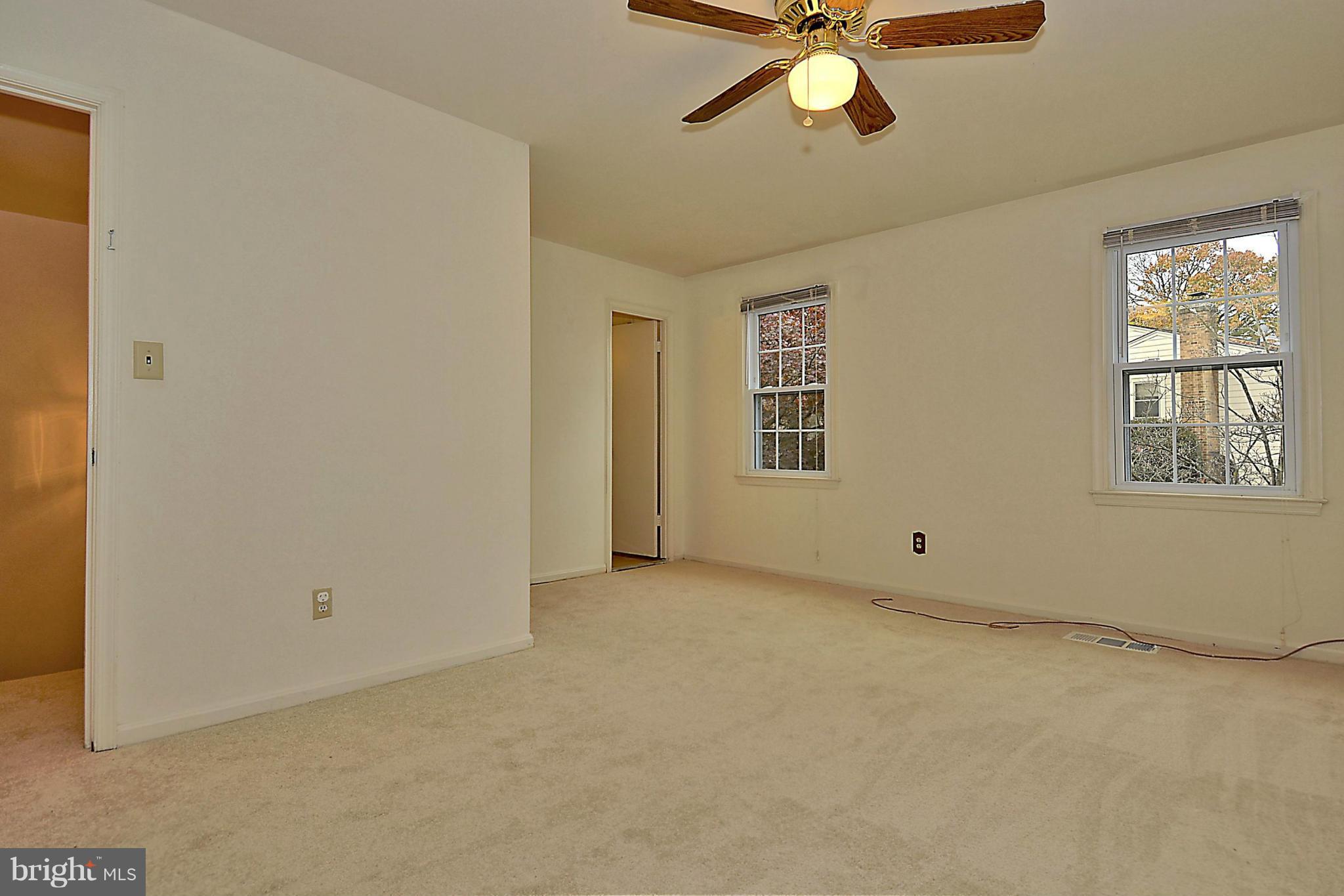 48 Oak Shade Road Gaithersburg, MD 20878 - Photo 4 of 30 Master Bedroom has two closets