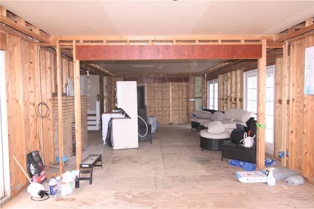 $449,000 | 4933 East Lake Road, Livonia, NY 14487