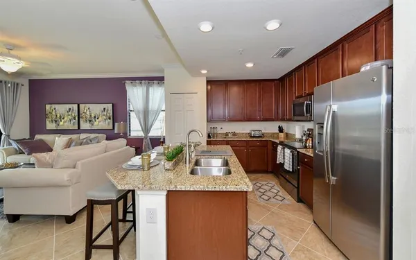 $2,950 | 17006 Vardon Terrace, Unit 208, Bradenton, FL 34211