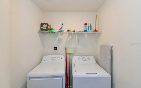 $2,950 | 17006 Vardon Terrace, Unit 208, Bradenton, FL 34211