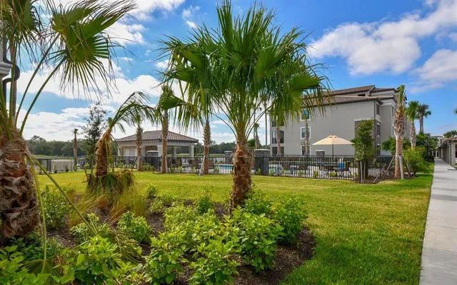 $2,800 | 17006 Vardon Terrace, Unit 208, Bradenton, FL 34211