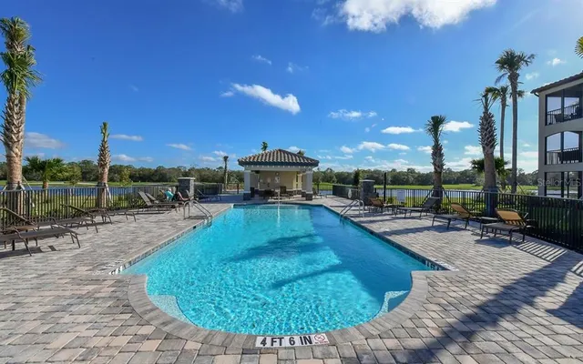 $2,800 | 17006 Vardon Terrace, Unit 208, Bradenton, FL 34211