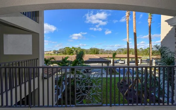 $2,950 | 17006 Vardon Terrace, Unit 208, Bradenton, FL 34211