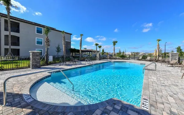 $2,950 | 17006 Vardon Terrace, Unit 208, Bradenton, FL 34211