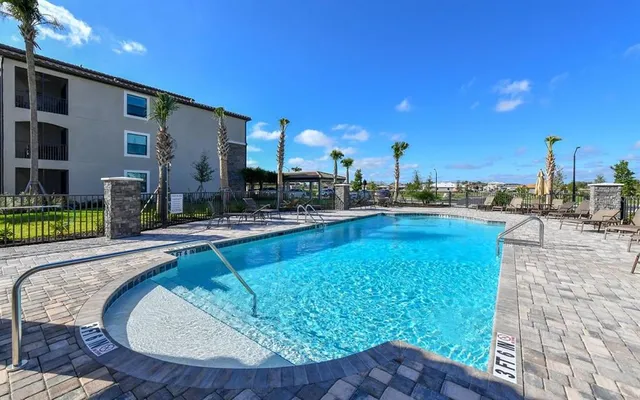 $2,800 | 17006 Vardon Terrace, Unit 208, Bradenton, FL 34211