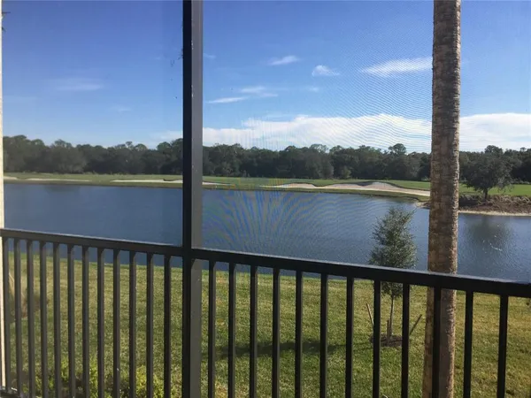 $2,950 | 17006 Vardon Terrace, Unit 208, Bradenton, FL 34211