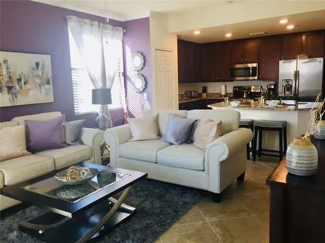 $2,800 | 17006 Vardon Terrace, Unit 208, Bradenton, FL 34211