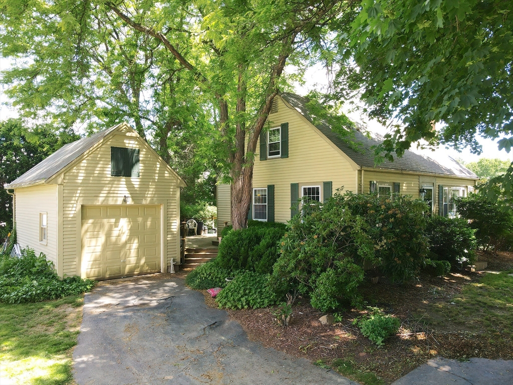 84 Pincushion Road Framingham, MA 01702 - Photo 1 of 35 Gallery Image 1
