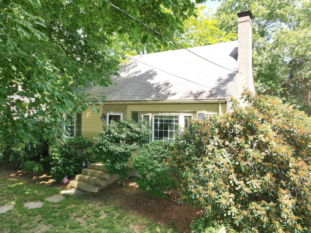 84 Pincushion Road Framingham, MA 01702 - Photo 4 of 35 Gallery Image 4