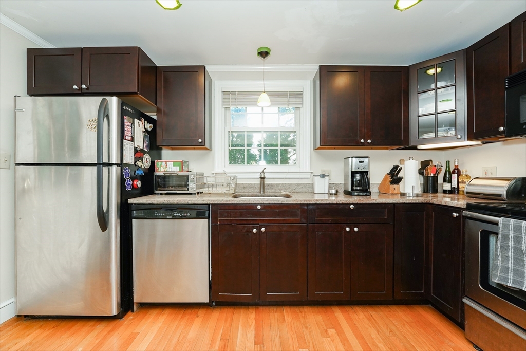 84 Pincushion Road Framingham, MA 01702 - Photo 5 of 35 Gallery Image 5