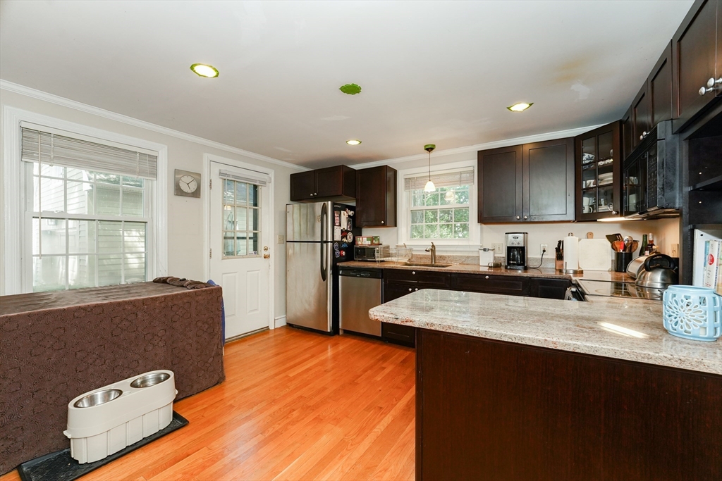 84 Pincushion Road Framingham, MA 01702 - Photo 8 of 35 Gallery Image 8