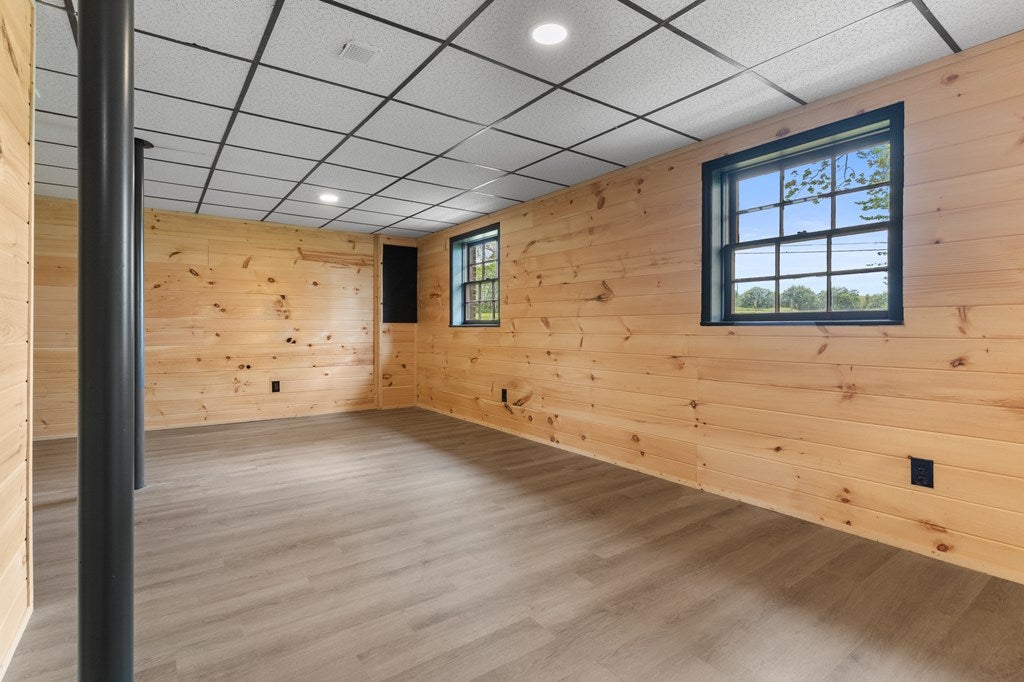 798 Edmonds Road Galax, VA 24333 - Photo 16 of 28 Gallery Image 16