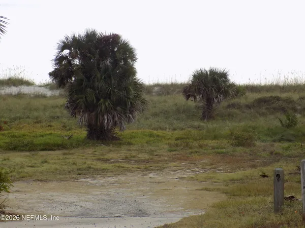 $2,000 | 57 South Fletcher Avenue, Unit B2, Fernandina Beach, FL 32034