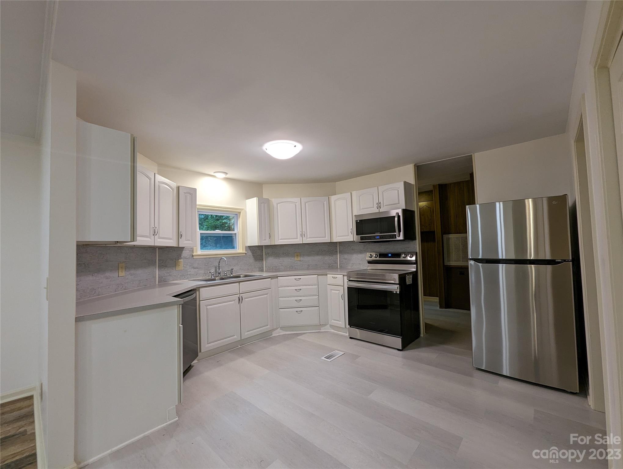 7597 Lowesville Meadows Road Stanley, NC 28164 - Photo 3 of 27 Gallery Image 3