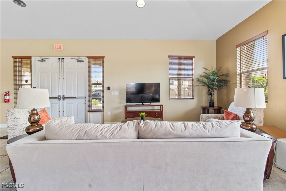 6390 Brant Bay Boulevard, Unit 108 North Fort Myers, FL 33917 - Photo 32 of 35