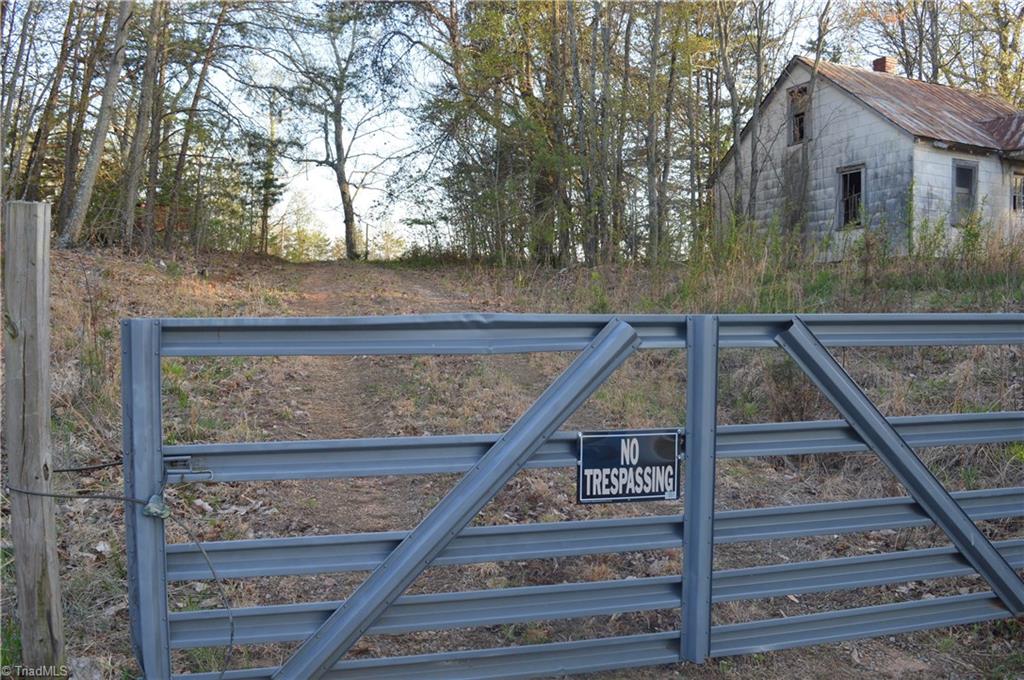 1150 Noel Martin Road Sandy Ridge, NC 27046 - Photo 7 of 30 Gallery Image 7