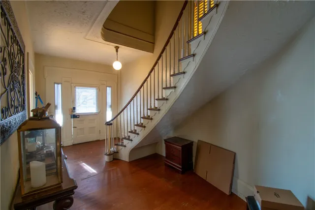 $239,900 | 202 Fall Street, Seneca Falls, NY 13148